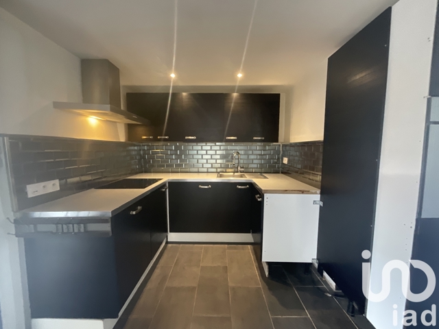 Vente  Appartement F3  de 100 m² à Toulon 297 000 euros Réf: SFN-1770110