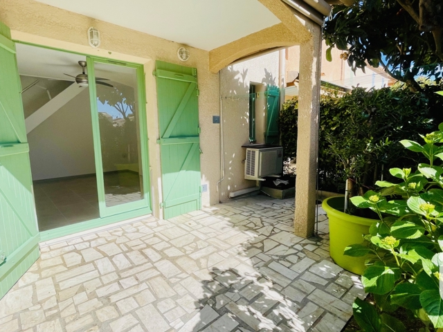 Vente  Maison de 39 m² à La Londe les Maures 254 000 euros Réf: SFN-1714620