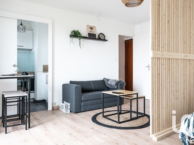 Vente  Studio de 29 m² à Fréjus 127 000 euros Réf: SFN-1771716