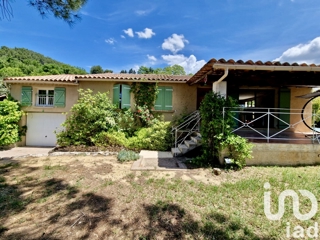 Vente  Maison de 120 m² à Saint Zacharie 539 000 euros