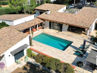 Vente  Maison de 240 m² à Puget sur Argens 1 680 000 euros