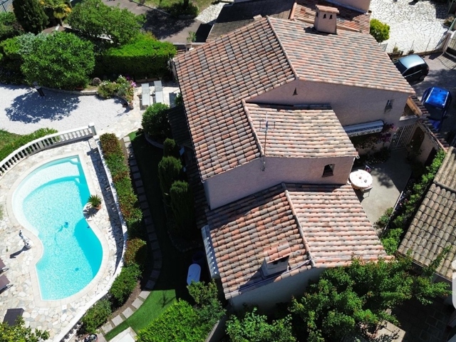Vente  Maison de 140 m² à Saint Raphaël 699 900 euros Réf: SFN-1776951