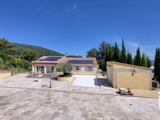 Vente  Maison de 200 m² à Plan d'Aups Sainte Baume 588 000 euros