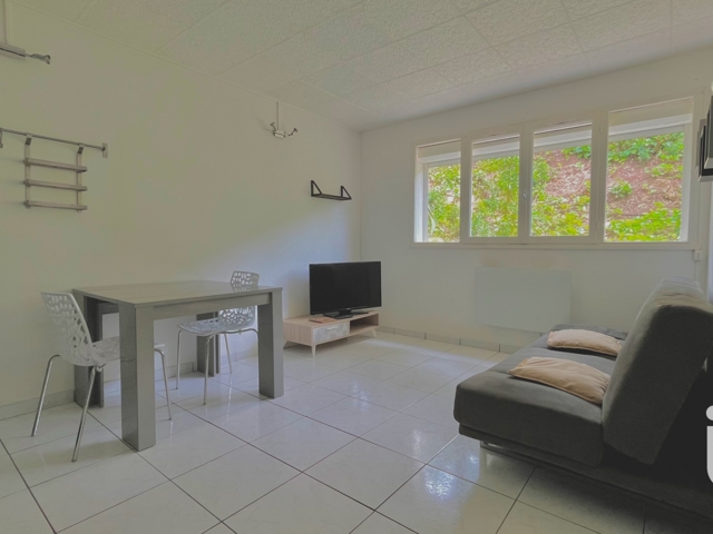 Vente  Appartement F2  de 32 m² à Saint Mandrier 129 000 euros Réf: SFN-1777128