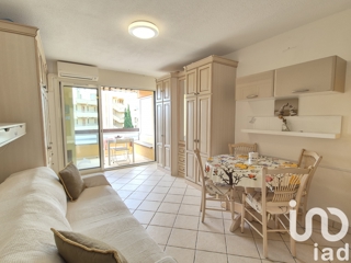 Vente  Studio de 24 m² à Bormes les Mimosas 159 900 euros