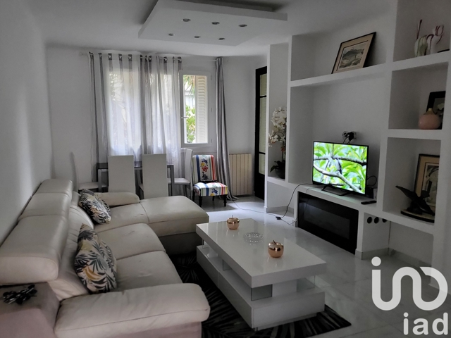 Vente  Appartement T3  de 55 m² à Toulon 122 000 euros Réf: SFN-1779774