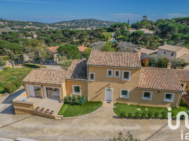 Vente  Maison de 184 m² à Sainte Maxime 1 312 000 euros Réf: SFN-1780666