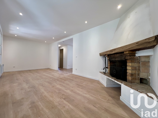 Vente  Maison de 119 m² à Méounes lès Montrieux 395 000 euros Réf: SFN-1782333