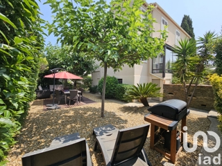 Vente  Maison de 155 m² à Hyères 690 000 euros
