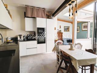 Vente  Appartement T4  de 64 m² à Toulon 340 000 euros