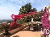 Vente  Maison de 160 m² à Pierrefeu du Var 695 000 euros