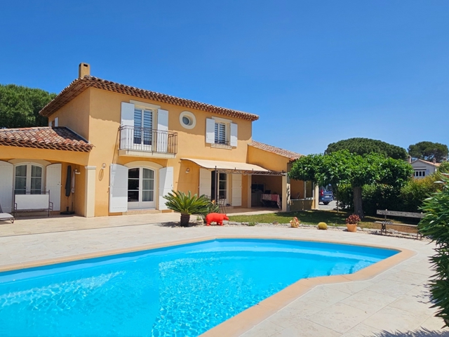 Vente  Maison de 160 m² à Roquebrune sur Argens 830 000 euros Réf: SFN-1787735