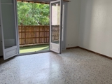 Vente  Appartement F3  de 63 m² à Hyères 199 900 euros
