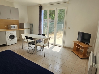 Vente  Studio de 23 m² à Rougiers 135 000 euros