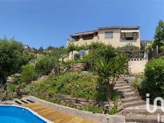 Vente  Maison de 146 m² à Les Adrets de l'Estérel 580 000 euros