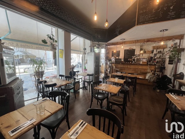 Vente  Local commercial de 62 m² à Toulon 74 200 euros Réf: SFN-1787274