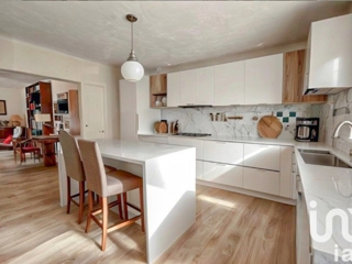 Vente  Appartement F5  de 147 m² à Saint Raphaël 675 000 euros