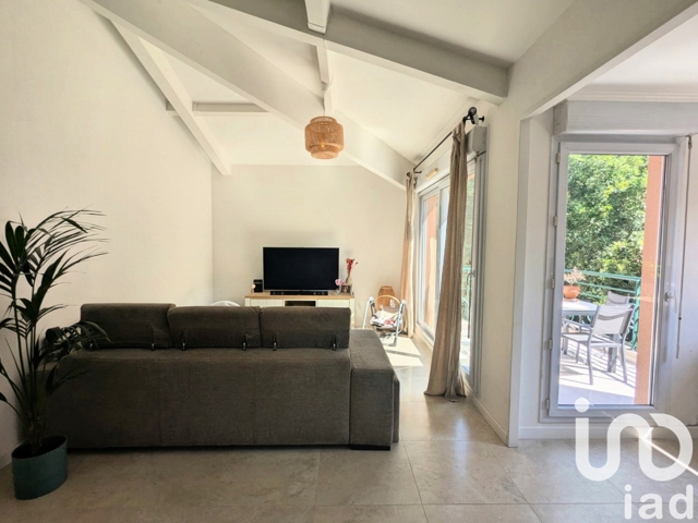 Vente  Appartement T3  de 72 m² à Fréjus 377 000 euros Réf: SFN-1793931