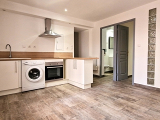 Vente  Appartement T2  de 30 m² au Beausset 97 000 euros