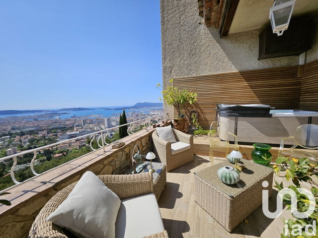 Vente  Appartement T5  de 132 m² à Toulon 780 000 euros Réf: SFN-1796986