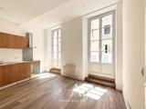 Vente  Appartement F2  de 40 m² à Toulon 148 000 euros