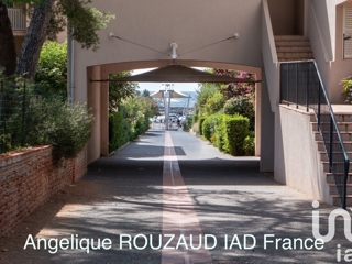 Vente  Appartement T3  de 46 m² à Six-Fours 305 000 euros