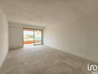 Vente  Appartement T3  de 71 m² à Saint Raphaël 439 900 euros Réf: SFN-1796117