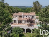 Vente  Maison de 230 m² à La Crau 990 000 euros