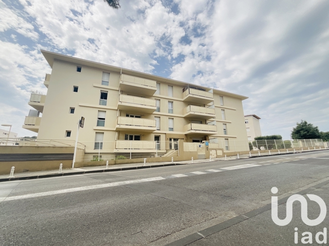 Vente  Appartement T2  de 38 m² à Toulon 139 000 euros Réf: SFN-1788928
