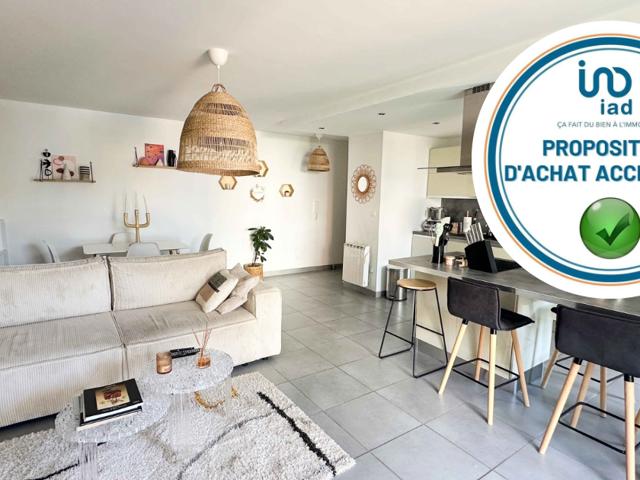 Vente  Appartement T3  de 65 m² à Fréjus 229 000 euros Réf: SFN-1792941