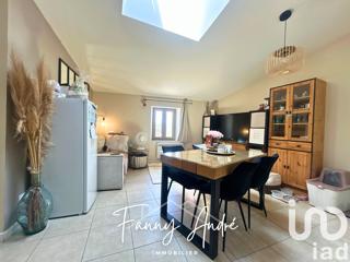 Vente  Appartement T2  de 42 m² à Rougiers 129 000 euros Réf: SFN-1799915