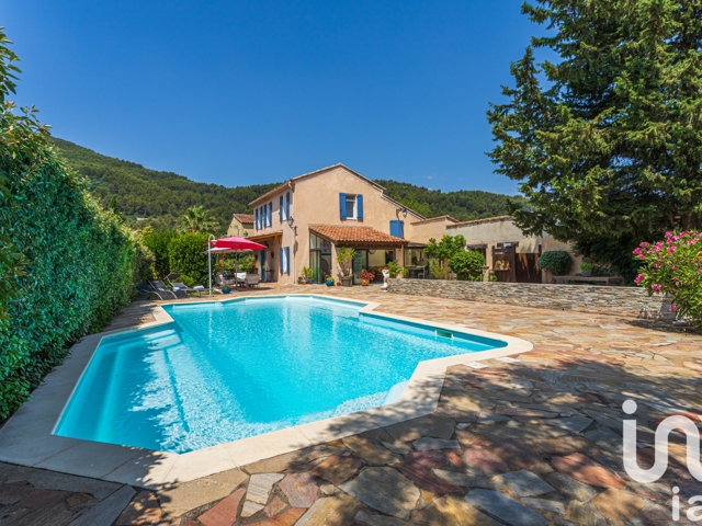 Vente  Maison de 180 m² à Cuers 817 000 euros Réf: SFN-1799769