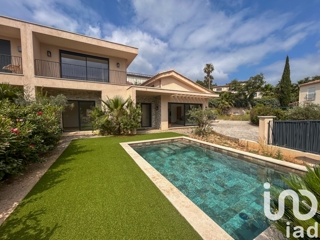 Vente  Maison de 126 m² à Sainte Maxime 1 365 000 euros Réf: SFN-1800565
