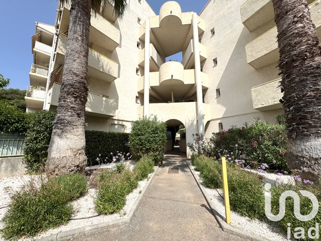 Vente  Appartement T2  de 75 m² à Toulon 197 000 euros Réf: SFN-1800416