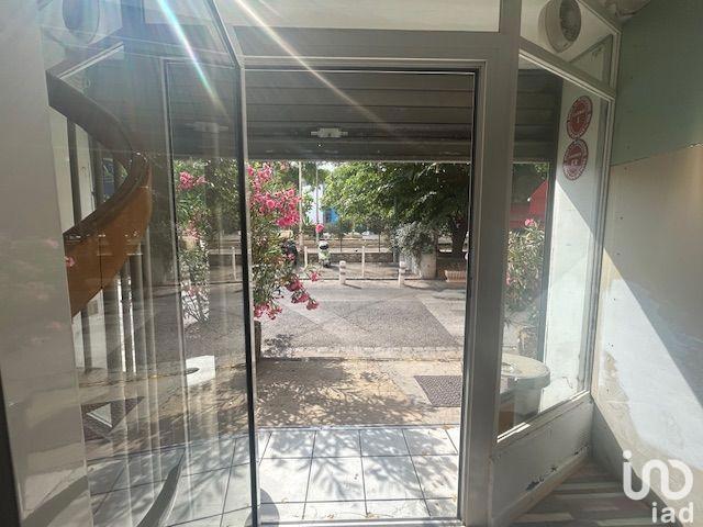 Vente  Local commercial de 56 m² à Toulon 109 500 euros Réf: SFN-1800185