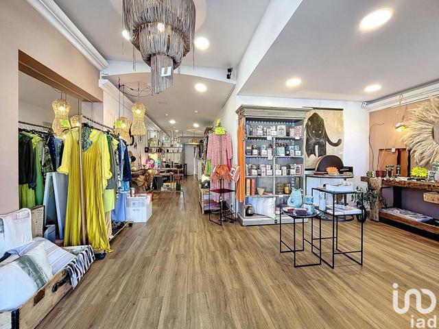 Vente  Local commercial de 53 m² au Beausset 69 000 euros Réf: SFN-1797962