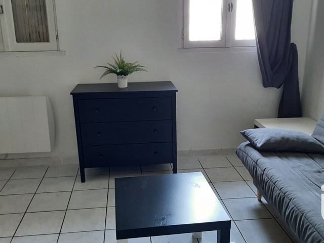 Vente  Studio de 18 m² à Toulon 90 000 euros Réf: SFN-1802299