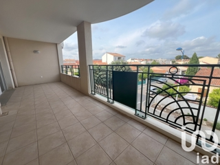 Vente  Appartement F2  de 43 m² à La Londe les Maures 205 000 euros