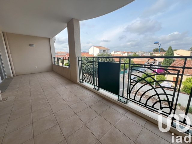 Vente  Appartement F2  de 43 m² à La Londe les Maures 205 000 euros Réf: SFN-1785903