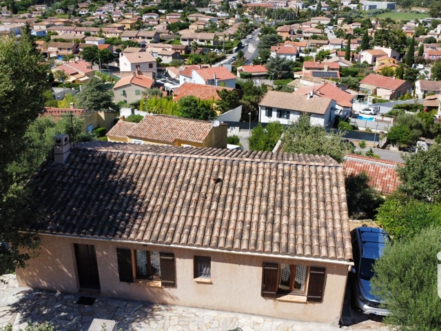 Vente  Maison de 165 m² à La Crau 472 000 euros Réf: SFN-1808843