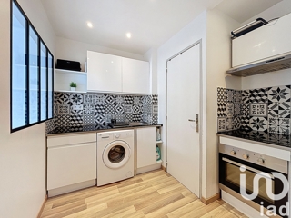 Vente  Appartement T2  de 40 m² à Toulon 151 000 euros
