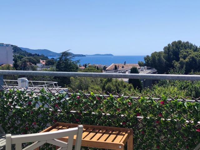 Vente  Appartement F3  de 66 m² à Toulon 320 000 euros Réf: SFN-1810931