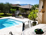 Vente  Maison de 204 m² à Pourrières 596 000 euros