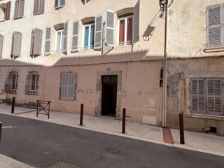 Vente  Maison de 106 m² à Signes 269 000 euros
