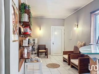 Vente  Local commercial de 49 m² au Beausset 49 500 euros