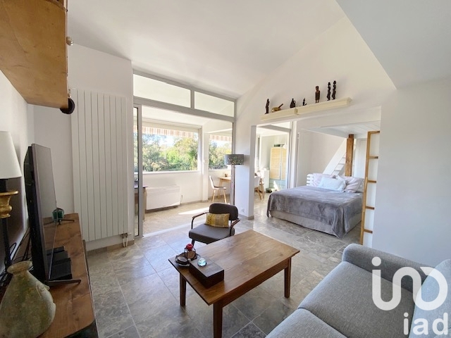 Vente  Appartement T2  de 58 m² à Saint Raphaël 309 000 euros Réf: SFN-1819480