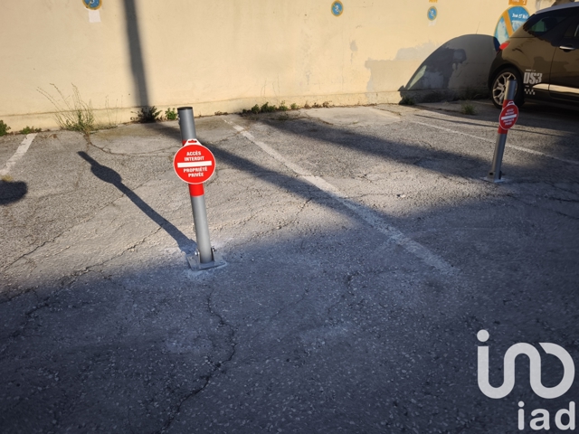 Vente  Garage de 12 m² à Six-Fours 12 400 euros Réf: SFN-1685439