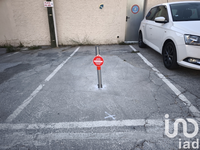Vente  Garage de 12 m² à Six-Fours 11 900 euros Réf: SFN-1685446