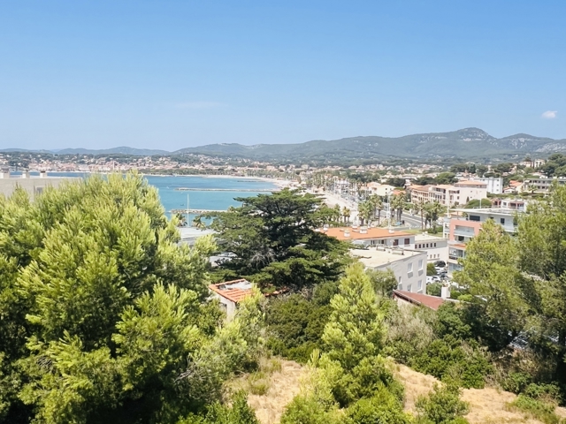 Vente  Appartement F2  de 52 m² à Six-Fours 299 000 euros Réf: SFN-1820155