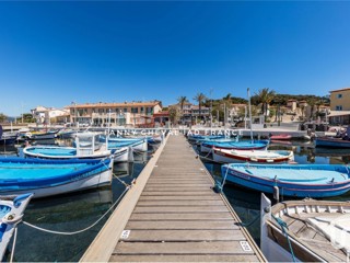 Vente  Local commercial de 145 m² à Six-Fours 260 000 euros